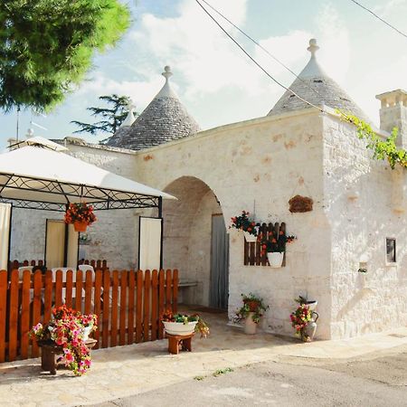 הוילה לוקורוטונדו Trulli Borgo Lamie מראה חיצוני תמונה