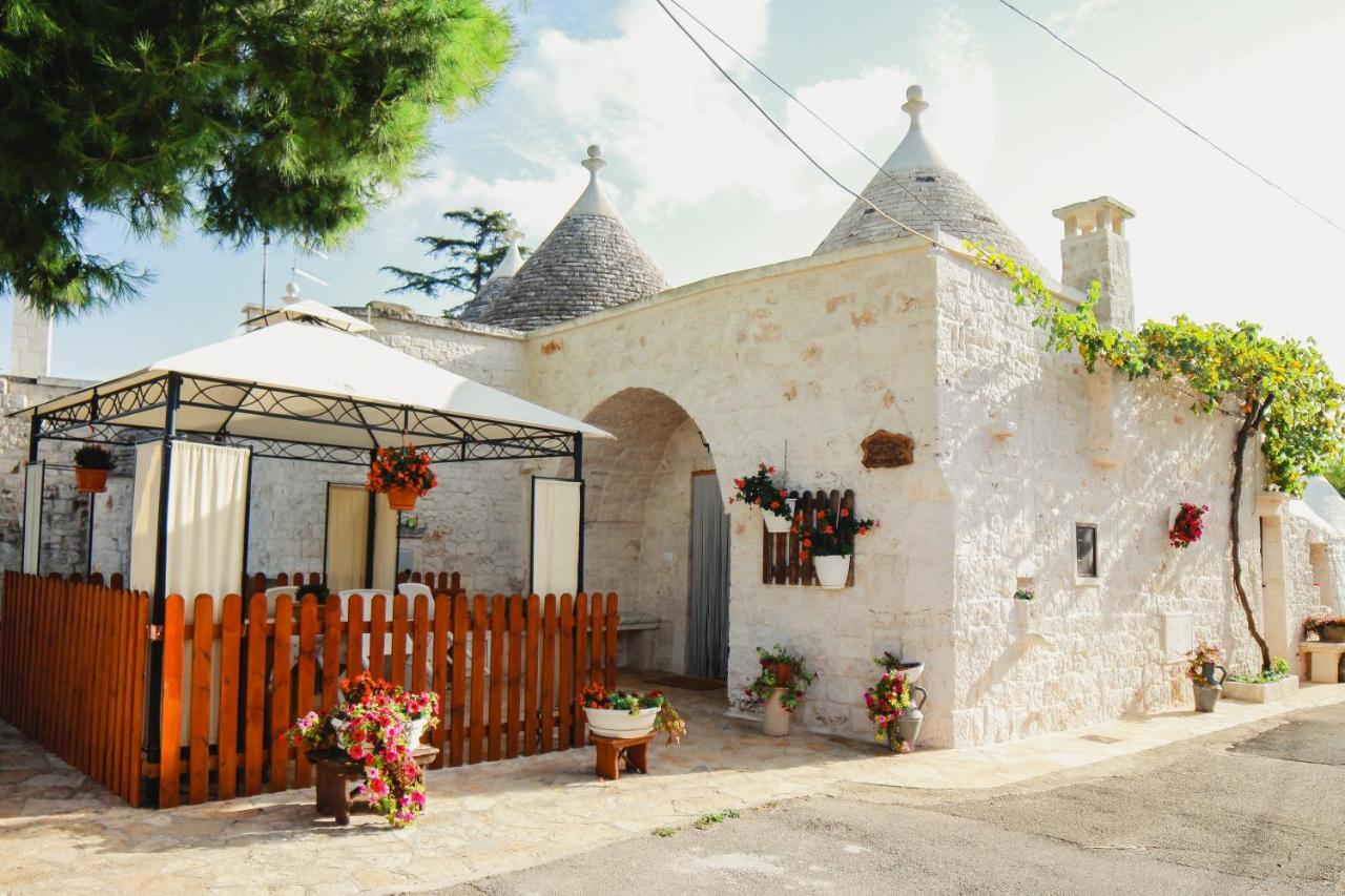 הוילה לוקורוטונדו Trulli Borgo Lamie מראה חיצוני תמונה